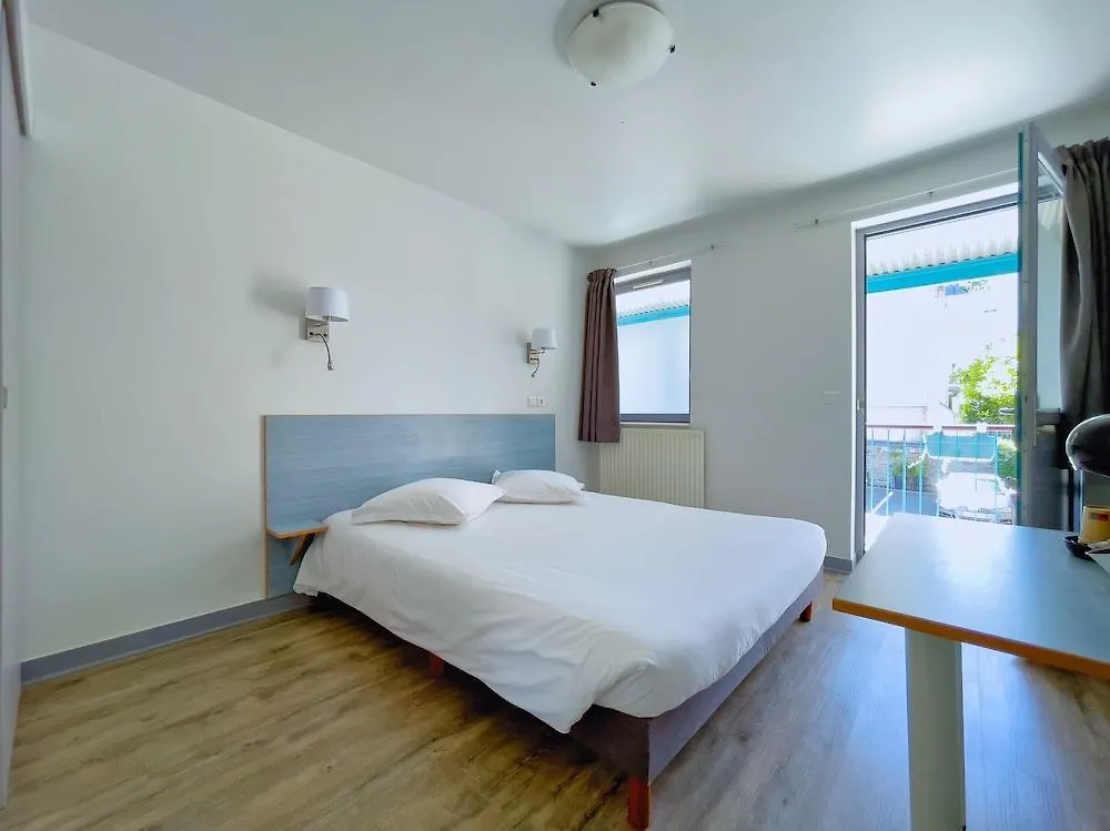 Hotel De La Gare Quimper 3*,  France
